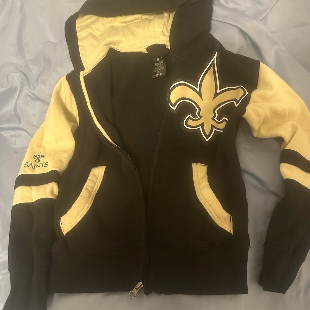 Kids Saints NFL Team Apparel Black and Gold Hoodie with Fleur-de-Lis Size Sm. 8